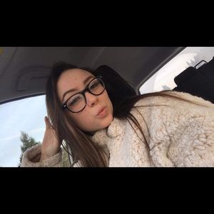 Meet your Posher, Jesseka